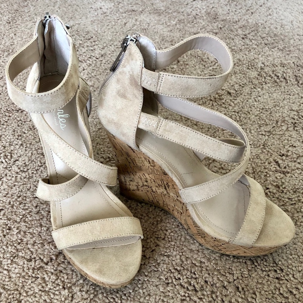 👡 suede wedges - 8 👡